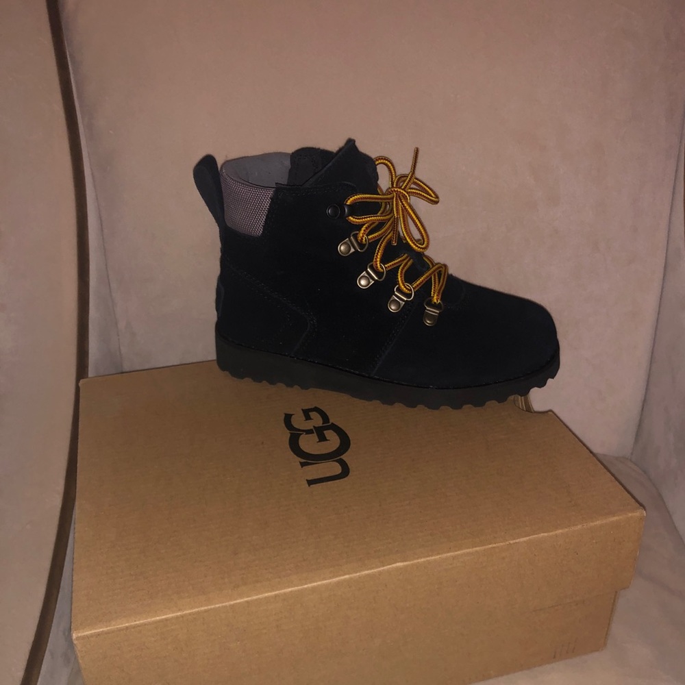 Boys Ugg Hilmar black suede boots brand new in the box size 1